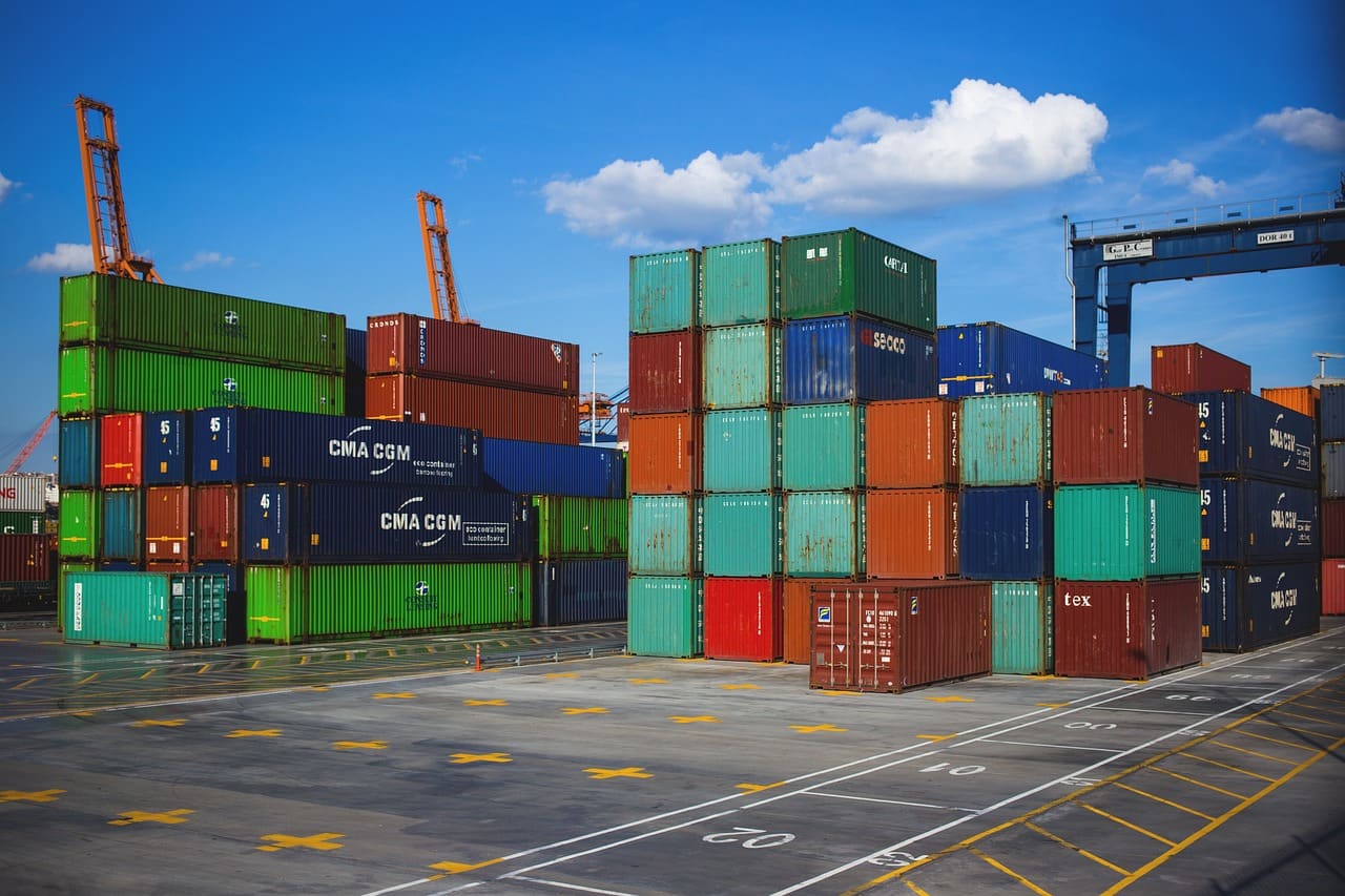 découvrez les services d'un freight forwarder, votre partenaire logistique idéal pour le transport international de marchandises. profitez de conseils d'experts, de solutions sur mesure et d'une gestion efficace de vos expéditions. simplifiez vos démarches et optimisez vos coûts grâce à une expertise professionnelle.