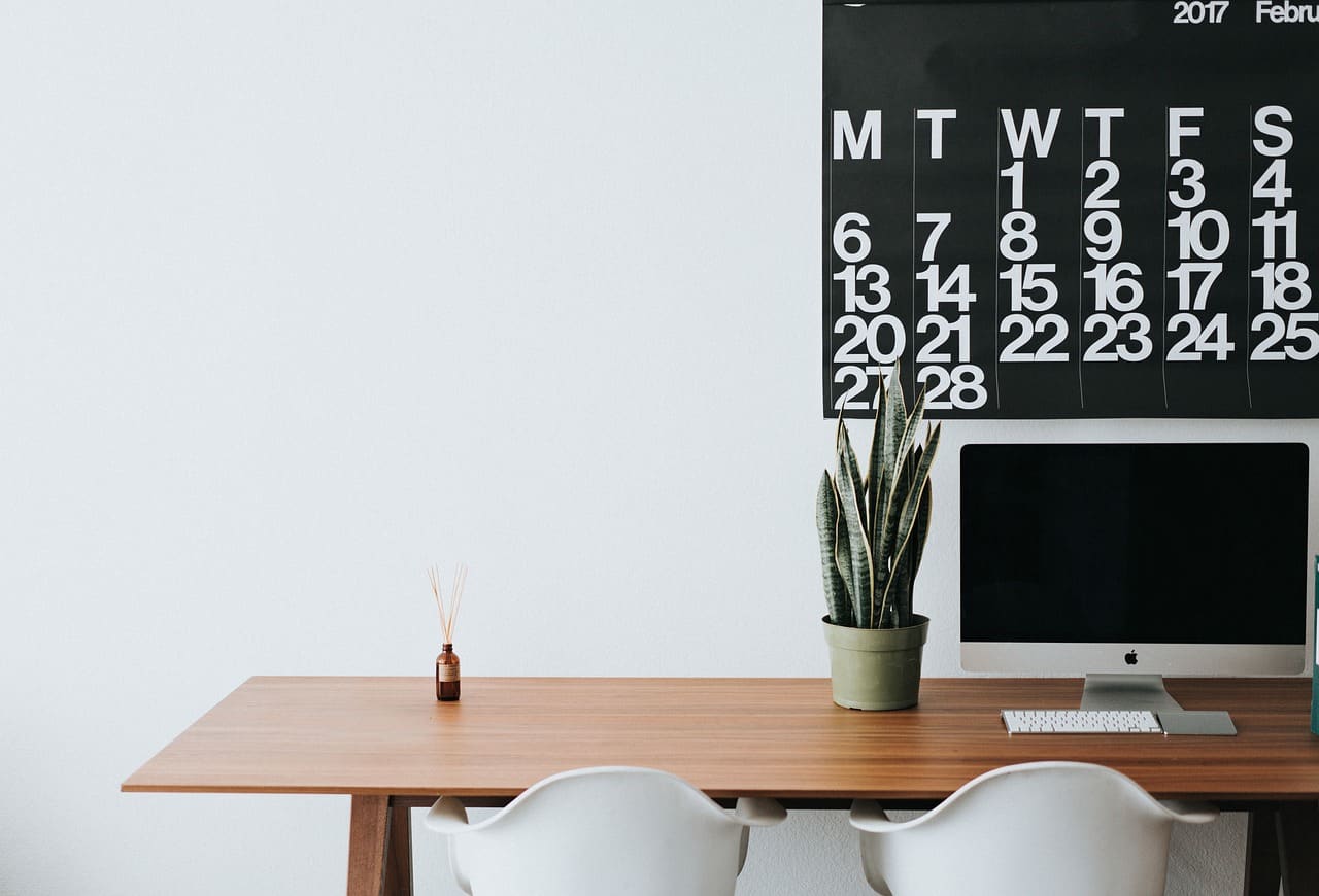 découvrez comment gérer efficacement votre message d'absence et maintenir la communication professionnelle, même lorsque vous êtes hors du bureau. astuces pour personnaliser votre réponse automatique et rester connecté avec vos contacts.