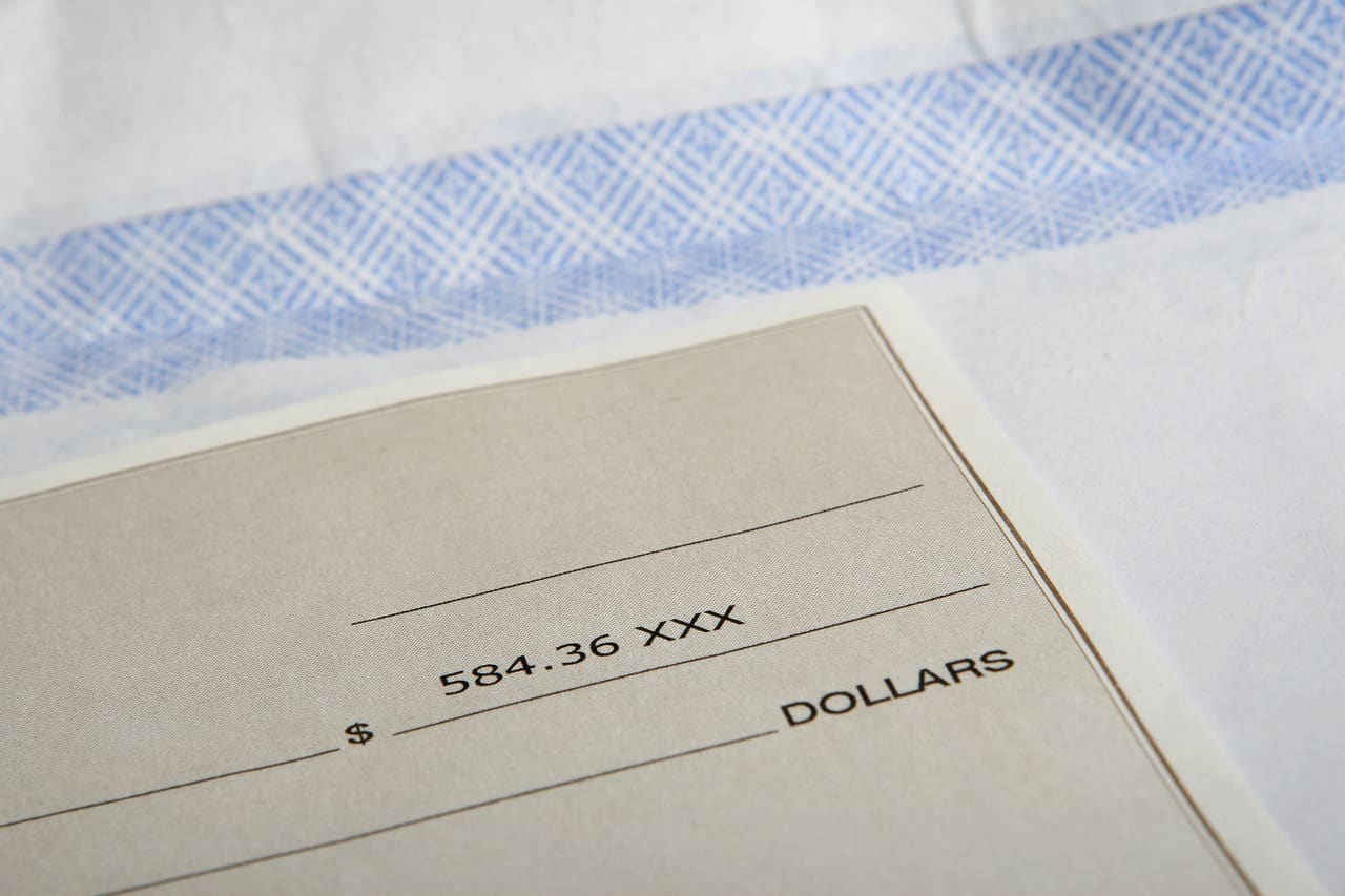 découvrez toutes les étapes essentielles pour gérer efficacement votre paie. notre guide sur le payroll vous aide à naviguer dans les obligations légales, les calculs de salaires et les déclarations, pour une gestion simplifiée et conforme des ressources humaines.